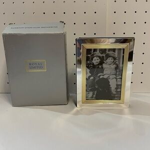 Royal Limited Two Tone Mini Album Frame Holds 100 4x5 Photos